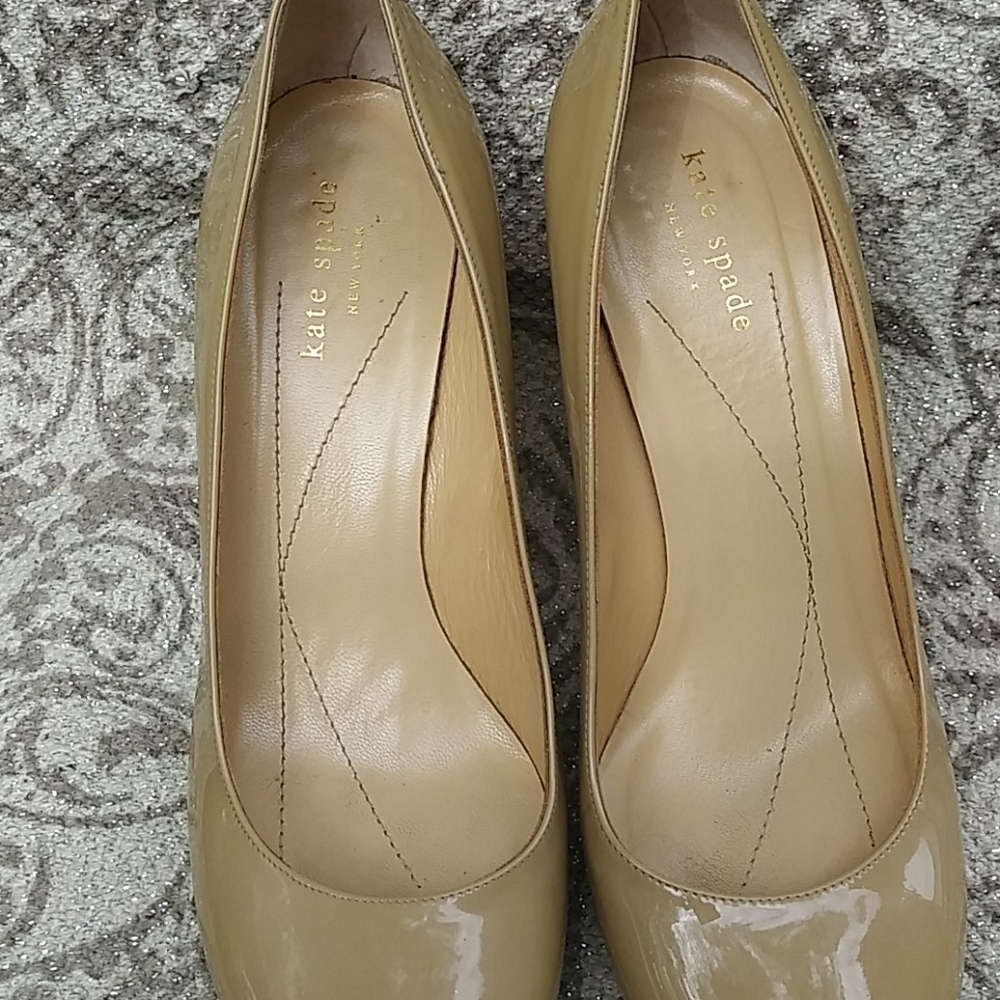 Kate Spade Kendra Round Toe Nude Platform Pumps - Picture 2 of 8